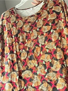 LuLaRoe Black Tunic with Gold and Pink Paisley Motif